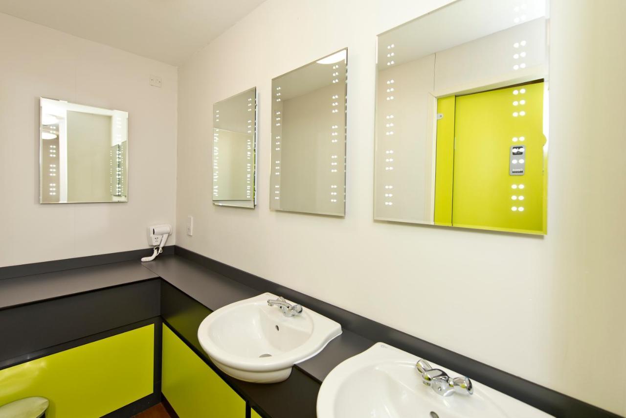 Hostel Yha Manorbier Tenby Exteriér fotografie