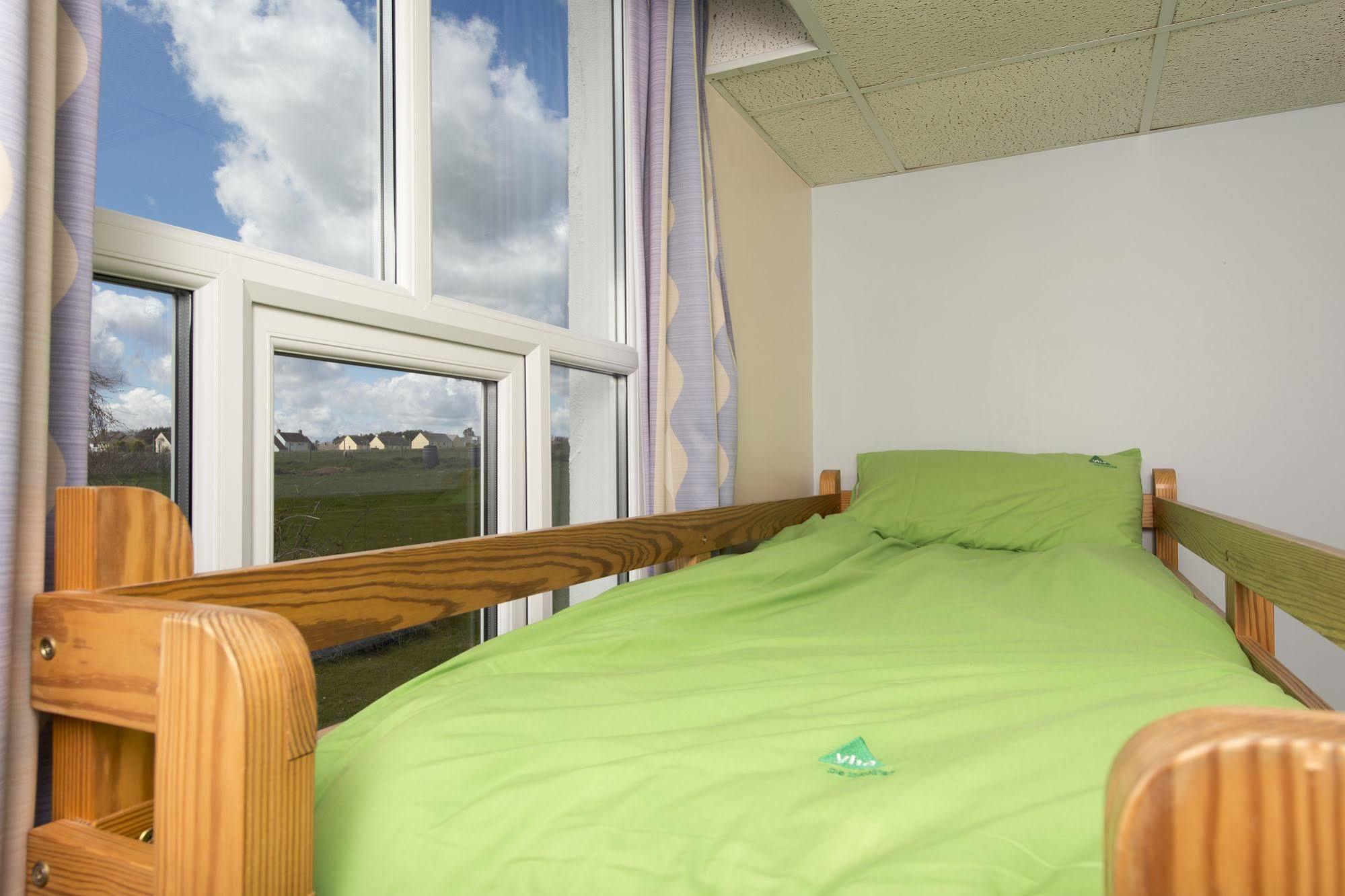 Hostel Yha Manorbier Tenby Exteriér fotografie