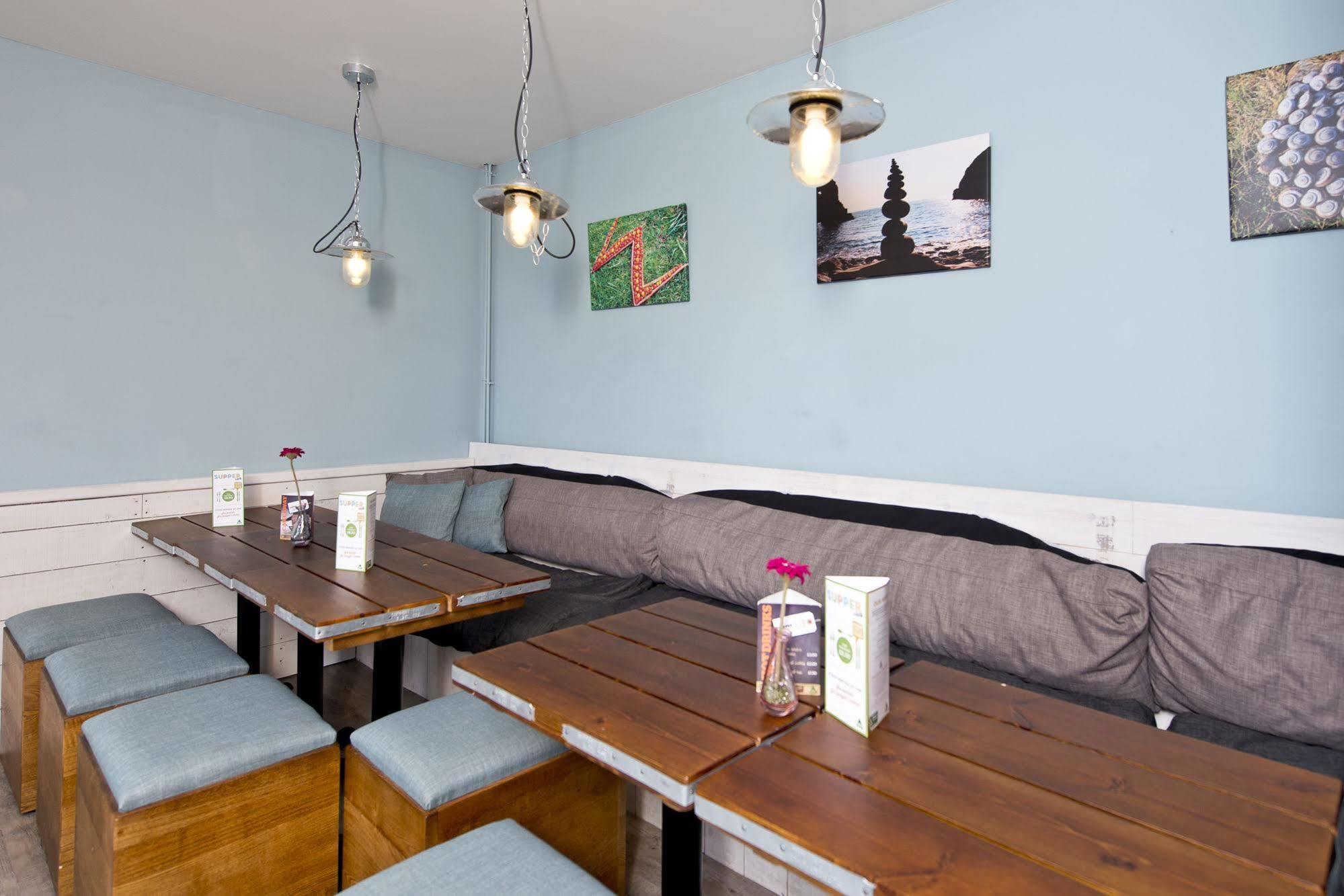 Hostel Yha Manorbier Tenby Exteriér fotografie